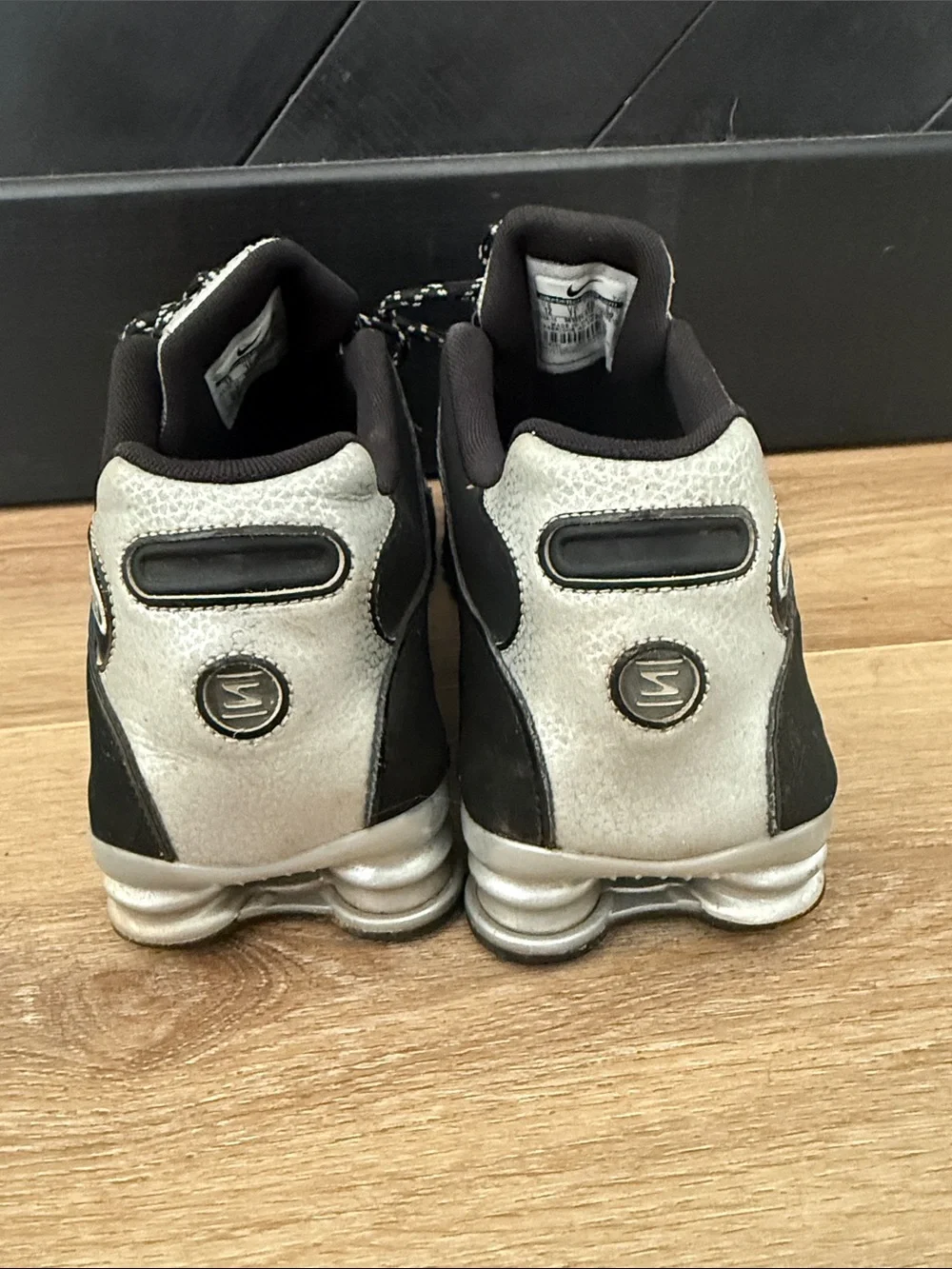 Vintage Nike Black and Gray Men’s Athletic Shox Sneakers